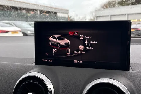 GF24WXH Audi Q2 S line 35 TFSI 150 PS S tronic Thumbnail #31