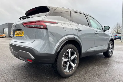 PL23KHD Nissan Qashqai 1.3 DIG-T MHEV N-Connecta Euro 6 (s/s) 5dr Thumbnail #34