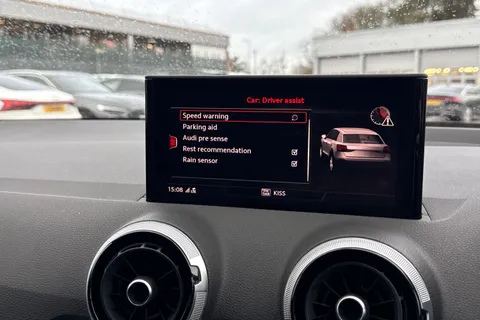 GF24WXH Audi Q2 S line 35 TFSI 150 PS S tronic Thumbnail #34