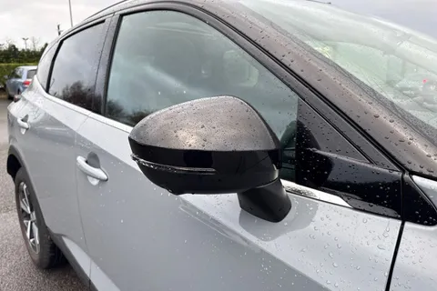 PL23KHD Nissan Qashqai 1.3 DIG-T MHEV N-Connecta Euro 6 (s/s) 5dr Thumbnail #36