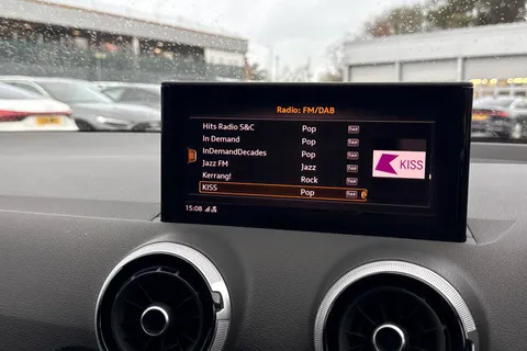 GF24WXH Audi Q2 S line 35 TFSI 150 PS S tronic Thumbnail #36