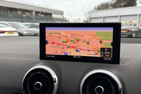 GF24WXH Audi Q2 S line 35 TFSI 150 PS S tronic Thumbnail #42