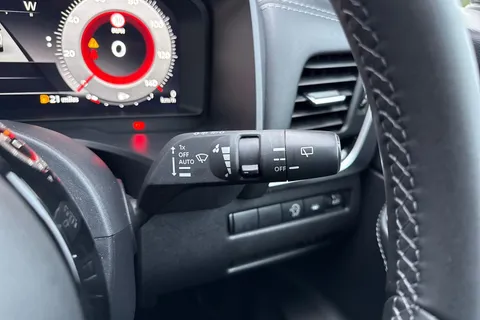 PL23KHD Nissan Qashqai 1.3 DIG-T MHEV N-Connecta Euro 6 (s/s) 5dr Thumbnail #44