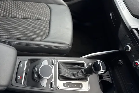 GF24WXH Audi Q2 S line 35 TFSI 150 PS S tronic Thumbnail #46