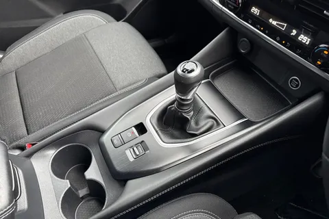 PL23KHD Nissan Qashqai 1.3 DIG-T MHEV N-Connecta Euro 6 (s/s) 5dr Thumbnail #58