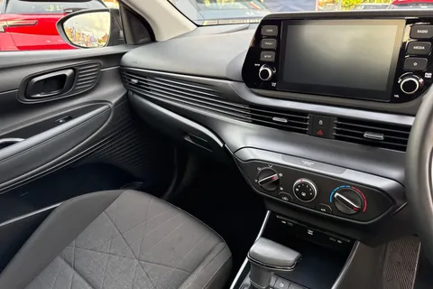 BD72SXK Hyundai Bayon 1.0 T-GDi MHEV SE Connect DCT Euro 6 (s/s) 5dr Thumbnail #14