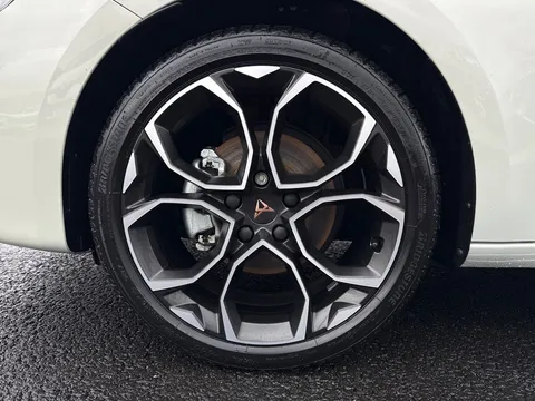 KY75EVG CUPRA Leon 1.5 TSI 150 V1 5dr Thumbnail #23