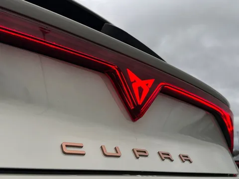 KY75EVG CUPRA Leon 1.5 TSI 150 V1 5dr Thumbnail #30