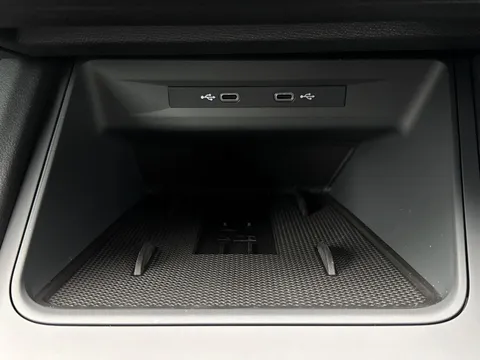 KY75EVG CUPRA Leon 1.5 TSI 150 V1 5dr Thumbnail #33