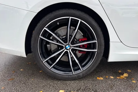 YK24BFA BMW 3 Series 320i M Sport 4dr Step Auto Thumbnail #12