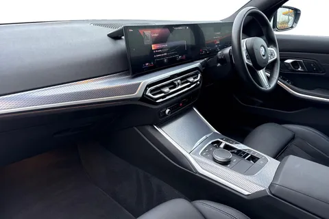 YK24BFA BMW 3 Series 320i M Sport 4dr Step Auto Thumbnail #15