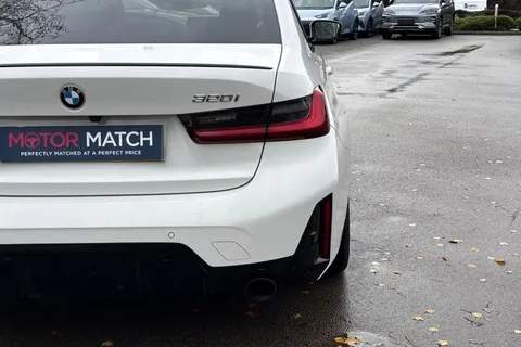 YK24BFA BMW 3 Series 320i M Sport 4dr Step Auto Thumbnail #33