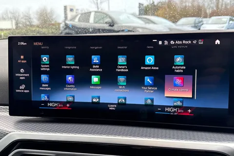 YK24BFA BMW 3 Series 320i M Sport 4dr Step Auto Thumbnail #44