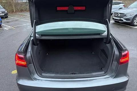 KU67KPT Audi A6 2.0 TDI Ultra S Line 4dr S Tronic Thumbnail #9