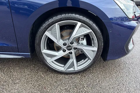 KT74NXK Audi A3 Black Edition 35 TFSI 150 PS S tronic Thumbnail #12