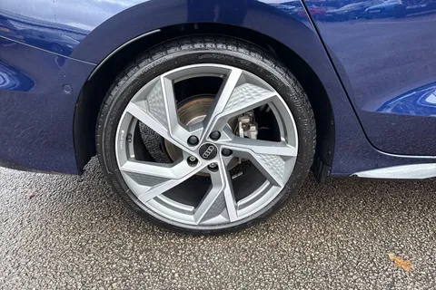 KT74NXK Audi A3 Black Edition 35 TFSI 150 PS S tronic Thumbnail #13