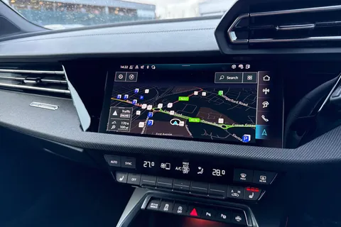 KT74NXK Audi A3 Black Edition 35 TFSI 150 PS S tronic Thumbnail #17