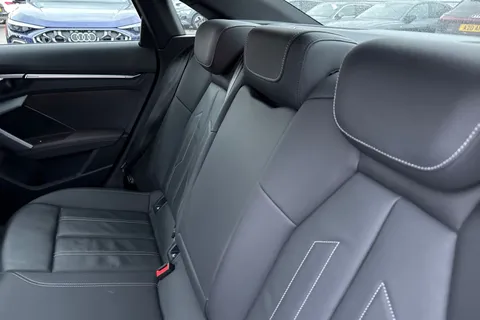 KT74NXK Audi A3 Black Edition 35 TFSI 150 PS S tronic Thumbnail #19