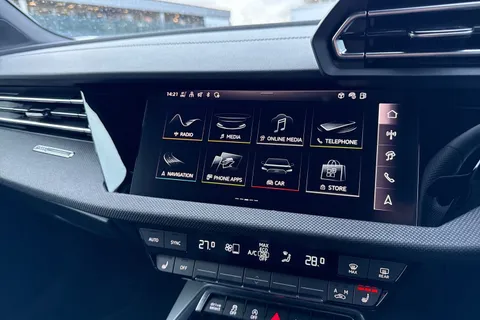 KT74NXK Audi A3 Black Edition 35 TFSI 150 PS S tronic Thumbnail #28