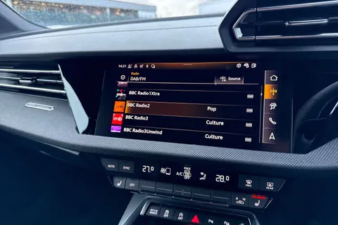 KT74NXK Audi A3 Black Edition 35 TFSI 150 PS S tronic Thumbnail #29