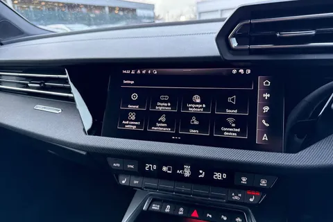 KT74NXK Audi A3 Black Edition 35 TFSI 150 PS S tronic Thumbnail #43