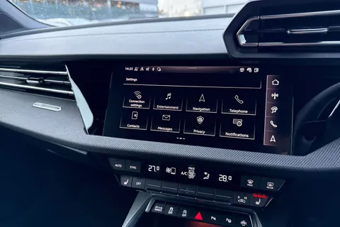 KT74NXK Audi A3 Black Edition 35 TFSI 150 PS S tronic Thumbnail #44