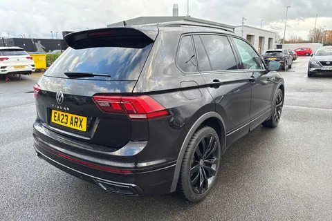 EA23ARX Volkswagen Tiguan 1.5 TSI R-Line DSG Euro 6 (s/s) 5dr Thumbnail #59