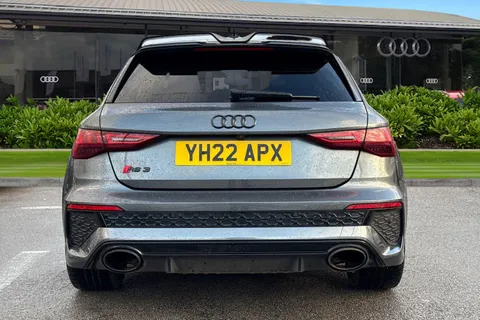YH22APX Audi RS 3 RS 3 TFSI Quattro Carbon Black 5dr S Tronic Thumbnail #4
