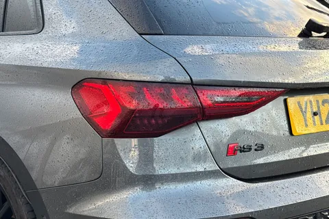 YH22APX Audi RS 3 RS 3 TFSI Quattro Carbon Black 5dr S Tronic Thumbnail #8