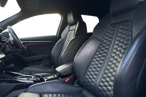 YH22APX Audi RS 3 RS 3 TFSI Quattro Carbon Black 5dr S Tronic Thumbnail #16