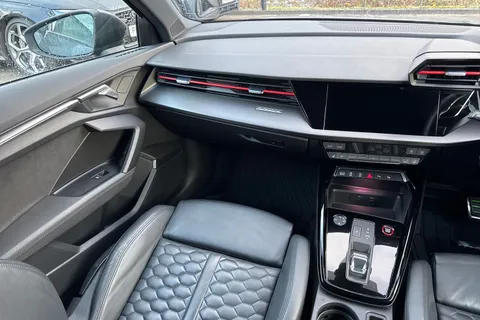 YH22APX Audi RS 3 RS 3 TFSI Quattro Carbon Black 5dr S Tronic Thumbnail #20