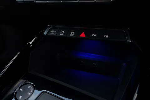 YH22APX Audi RS 3 RS 3 TFSI Quattro Carbon Black 5dr S Tronic Thumbnail #28