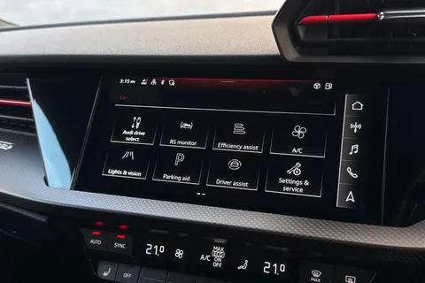 YH22APX Audi RS 3 RS 3 TFSI Quattro Carbon Black 5dr S Tronic Thumbnail #41