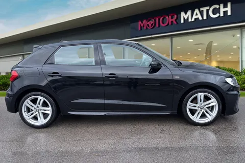 GJ70WJG Audi A1 30 TFSI S Line 5dr Thumbnail #4