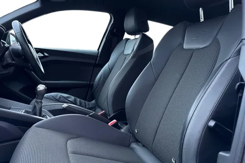 GJ70WJG Audi A1 30 TFSI S Line 5dr Thumbnail #16