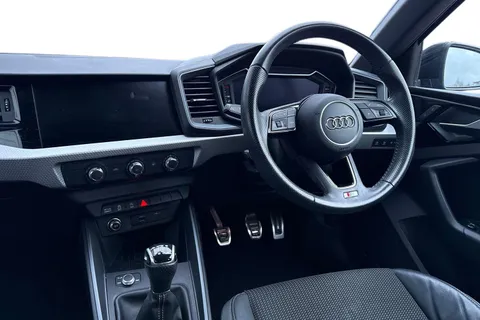 GJ70WJG Audi A1 30 TFSI S Line 5dr Thumbnail #18