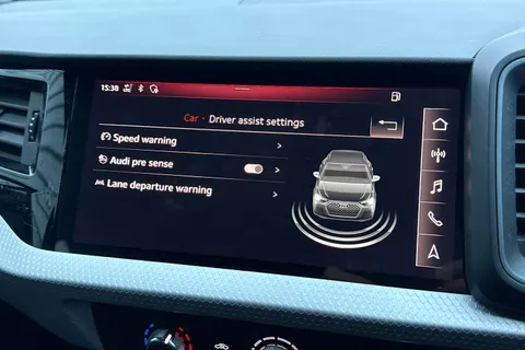 GJ70WJG Audi A1 30 TFSI S Line 5dr Thumbnail #50