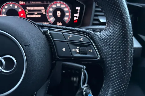 GJ70WJG Audi A1 30 TFSI S Line 5dr Thumbnail #53