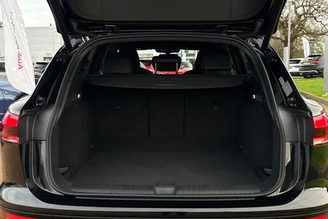 KN75HFO Audi Q6 E-Tron Q6 SUV Edition 1 e-tron performance  225,00 kW Thumbnail #8