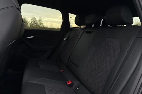 KN75HFO Audi Q6 E-Tron Q6 SUV Edition 1 e-tron performance  225,00 kW Thumbnail #20