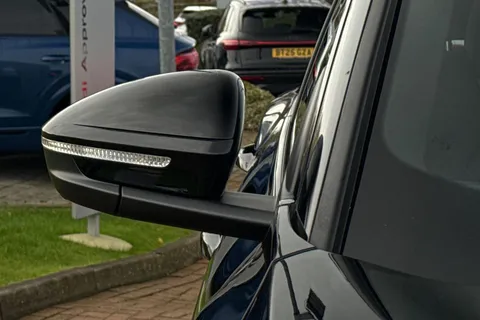 KN75HFO Audi Q6 E-Tron Q6 SUV Edition 1 e-tron performance  225,00 kW Thumbnail #54