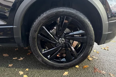 DC25TMY Volkswagen T-Roc 1.5 TSI Black Edition 5dr DSG | Sat Nav | Matrix Automatic Lights Thumbnail #11