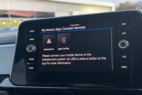 DC25TMY Volkswagen T-Roc 1.5 TSI Black Edition 5dr DSG | Sat Nav | Matrix Automatic Lights Thumbnail #28