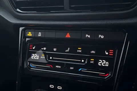 DC25TMY Volkswagen T-Roc 1.5 TSI Black Edition 5dr DSG | Sat Nav | Matrix Automatic Lights Thumbnail #32