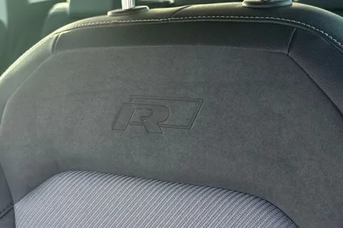 36 of 53 for Volkswagen Tiguan 2.0 TDi 150 R-Line Tech 5dr **HEADS UP DISPLAY**