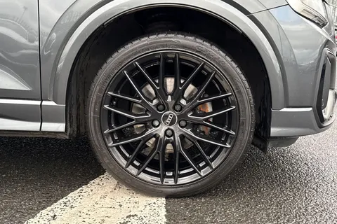 10 of 66 for Audi Q2 Black Edition 35 TFSI 150 PS S tronic