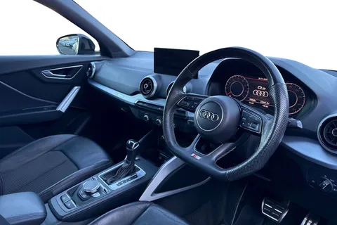 14 of 66 for Audi Q2 Black Edition 35 TFSI 150 PS S tronic