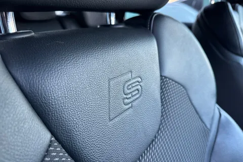 43 of 66 for Audi Q2 Black Edition 35 TFSI 150 PS S tronic