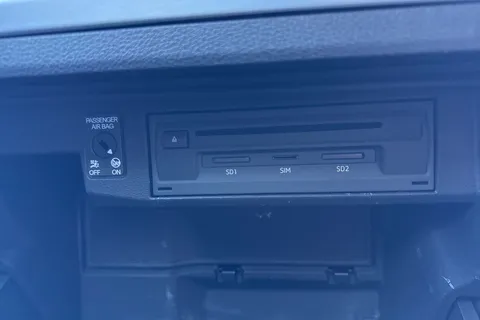 61 of 66 for Audi Q2 Black Edition 35 TFSI 150 PS S tronic