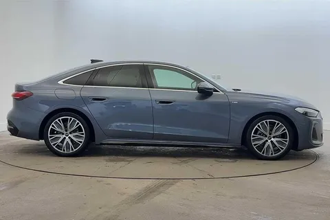 KR25VBG Audi A5 S line TFSI 204 PS S tronic Thumbnail #4